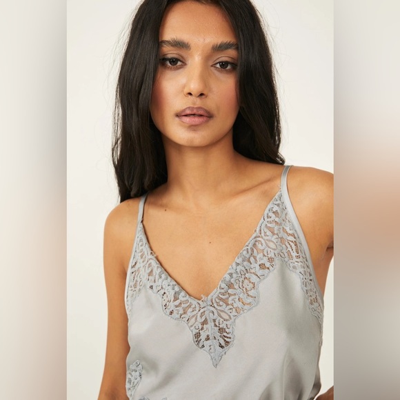 Free People Night Out Blossom Brami Lace Bralette NWT! - Picture 2 of 4